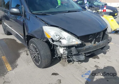 2007 Toyota Sienna Le z USA, uszkodzony, nr VIN 5TDZK23C87S064085